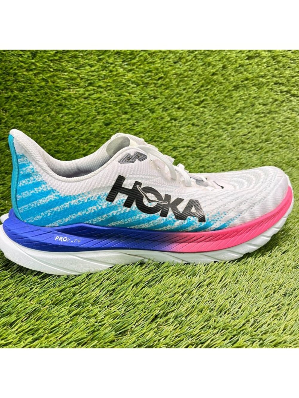 Hoka One One Mach 5 Mens Size 10.5 White Pink Athletic Running Shoes Sneakers